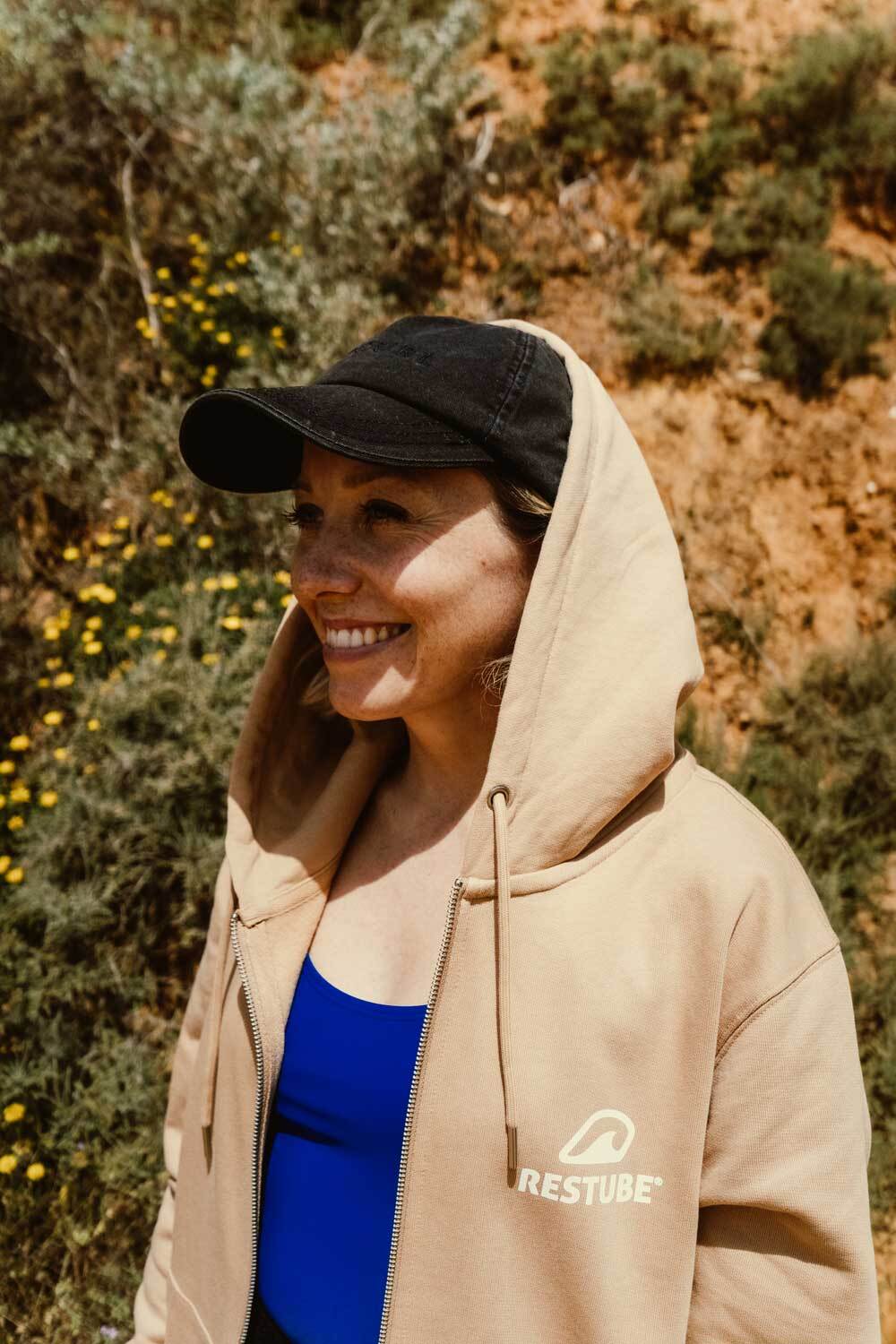 BASIC LOGO ZIP HOODIE